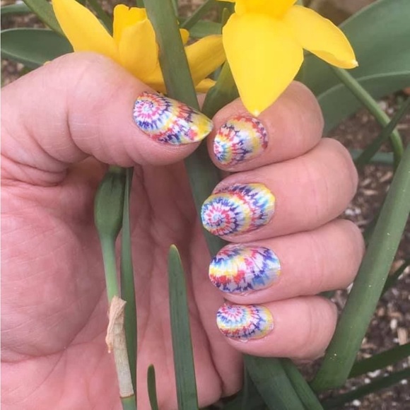 *Retired* Color Street: Wanna Peace of Me? | Tie-Dye Rainbow Summer White Yellow - Picture 5 of 9